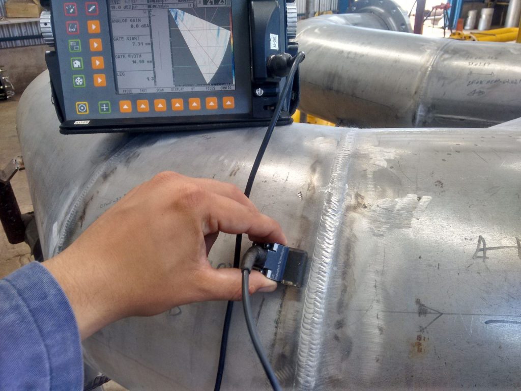 Ultrassom industrial em inspeção de solda
